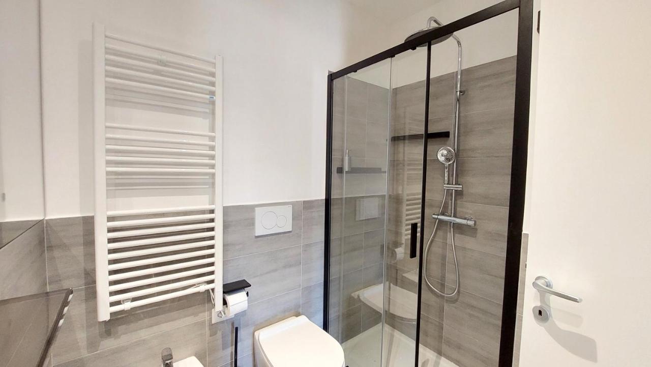 Apartmán Dimora San Bartolomeo - Design, Panoramic View & Culture Řím Exteriér fotografie