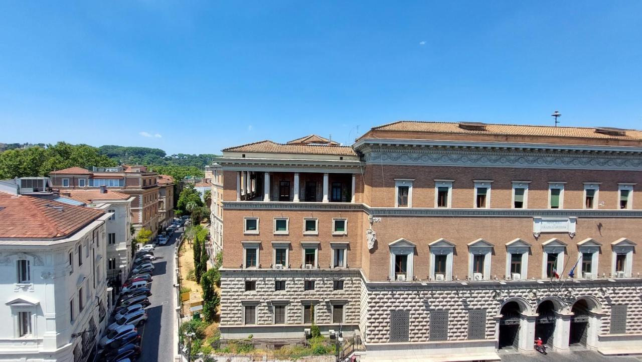 Apartmán Dimora San Bartolomeo - Design, Panoramic View & Culture Řím Exteriér fotografie