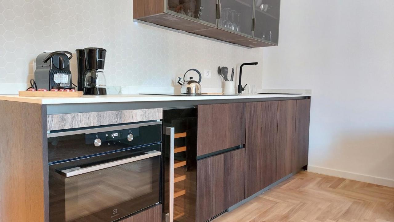 Apartmán Dimora San Bartolomeo - Design, Panoramic View & Culture Řím Exteriér fotografie